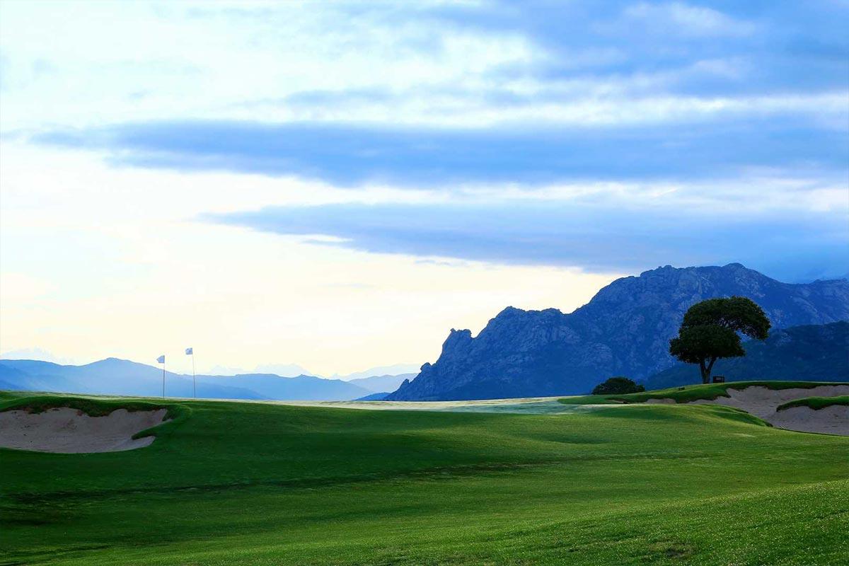 activités golf murtoli hôtel le pinarello en corse du sud