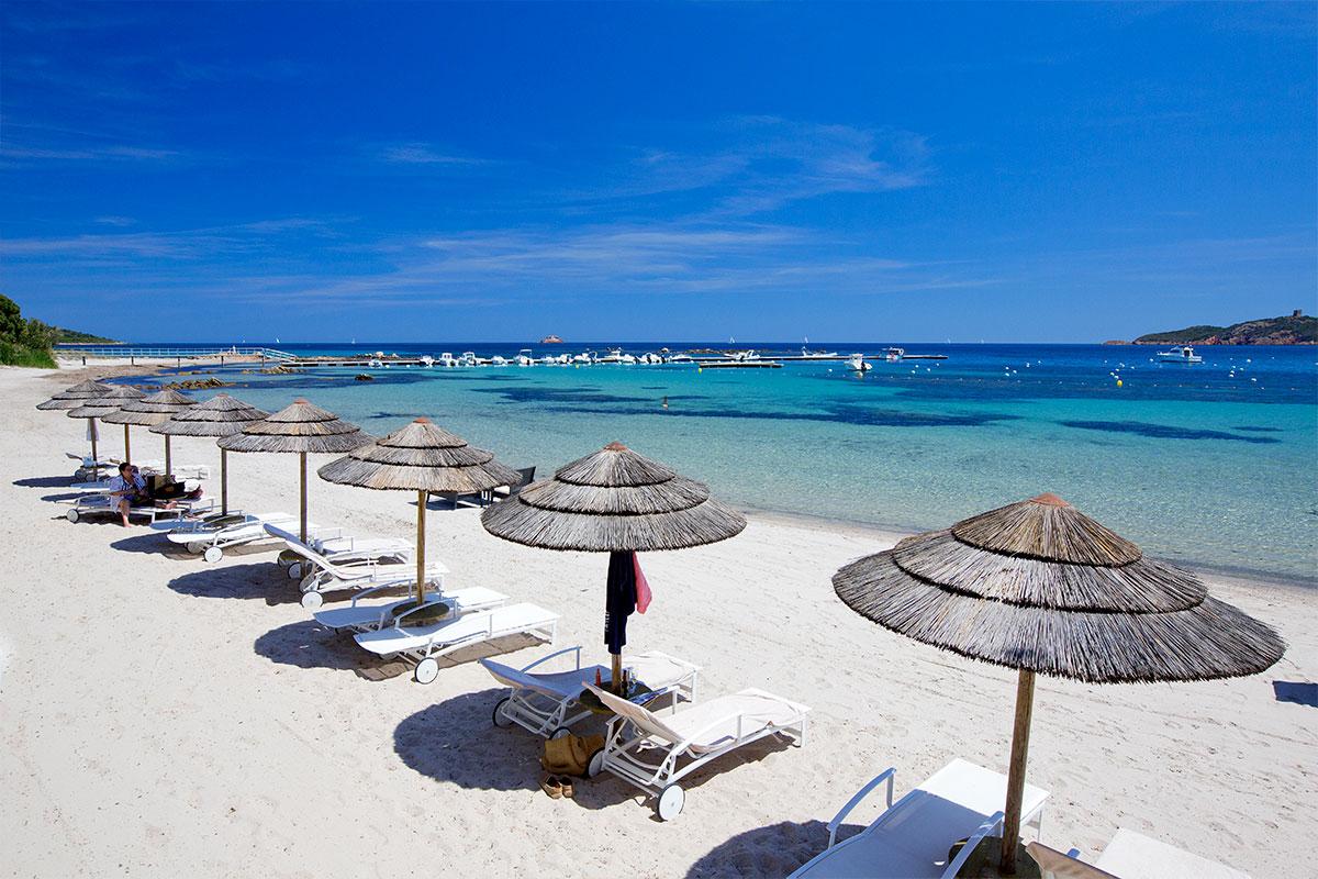 Hotel plage avec piscine chauffée Sud Corse