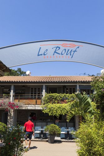 Venez retrouver le plaisir de déjeuner en bord de plage